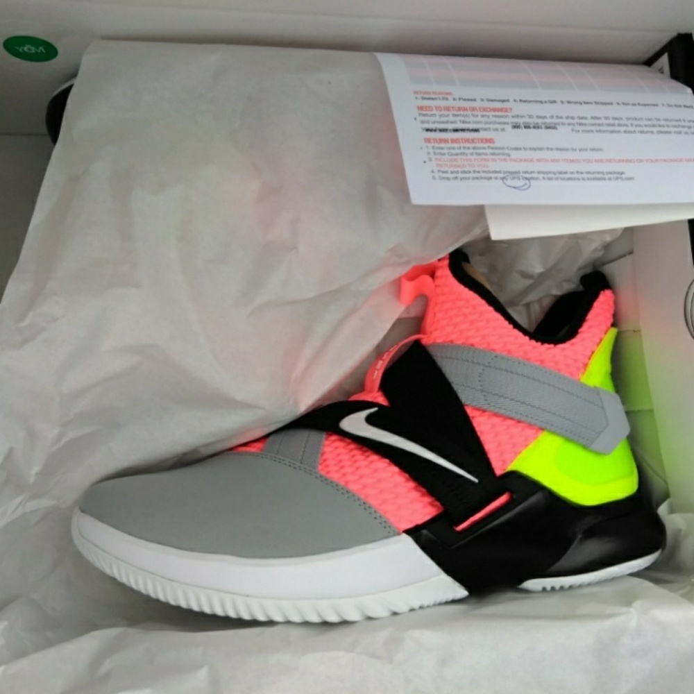 LeBron Soldiers 12 Sfg